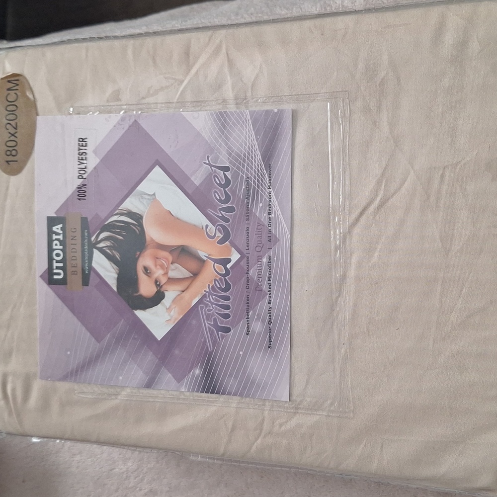 Utopia Bedding Cream Fitted Sheet
